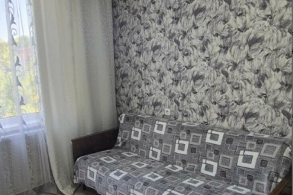 Чистая,  светлая, уютная, хорошее расположение.