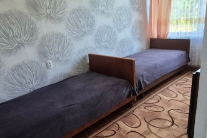 Чистая,  светлая, уютная, хорошее расположение.